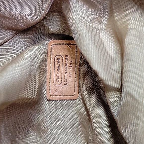 Women's Coach Black Signature Quilted Bucket Hat Small - Picture 7 of 9